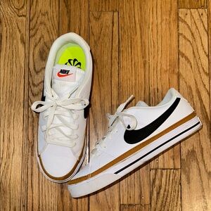 Nike Court Legacy Next Nature / White and Black Sneakers Classic Design